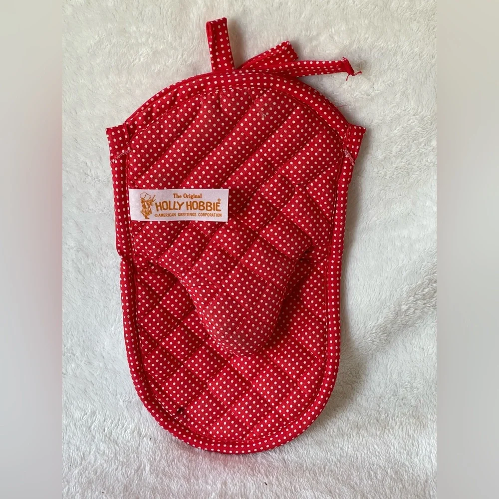 Vintage 1970’s Holly Hobbie Christmas Oven Mitt red white new sweet